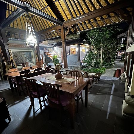 Nirvana Pension Ubud Exteriör bild