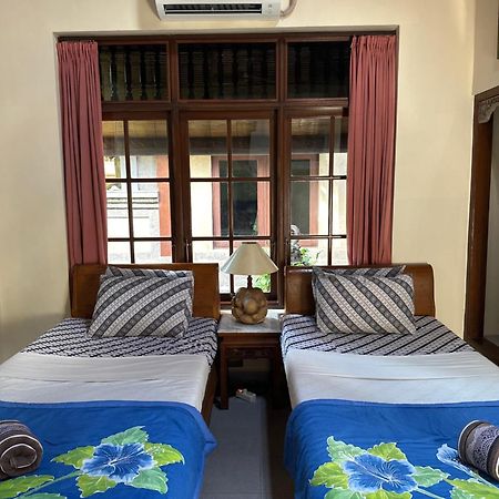 Nirvana Pension Ubud Exteriör bild