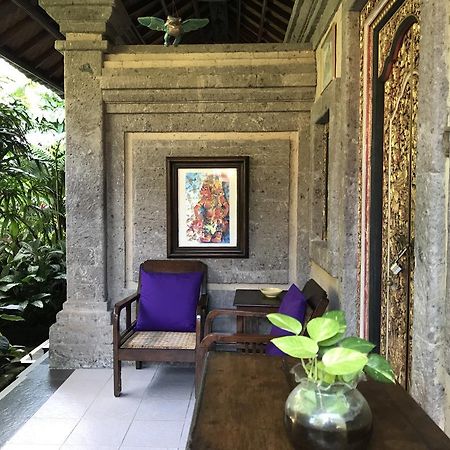 Nirvana Pension Ubud Exteriör bild