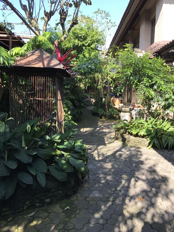 Nirvana Pension Ubud Exteriör bild