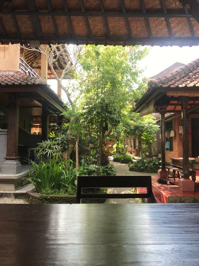 Nirvana Pension Ubud Exteriör bild